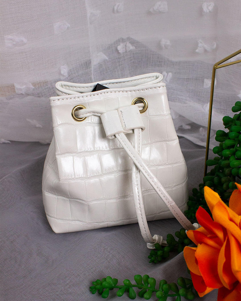 Ladies white bum discount bag