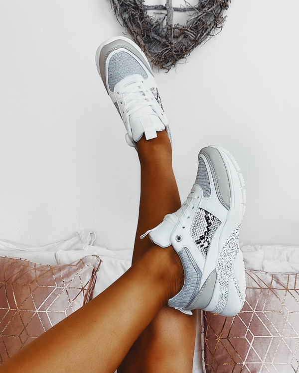 Into You Trainers White
